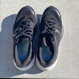 lululemon Bliss Feel Run 2 Size 8